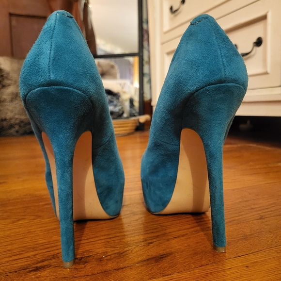 STEVE MADDEN Babylonn Teal Heels - Picture 2 of 6